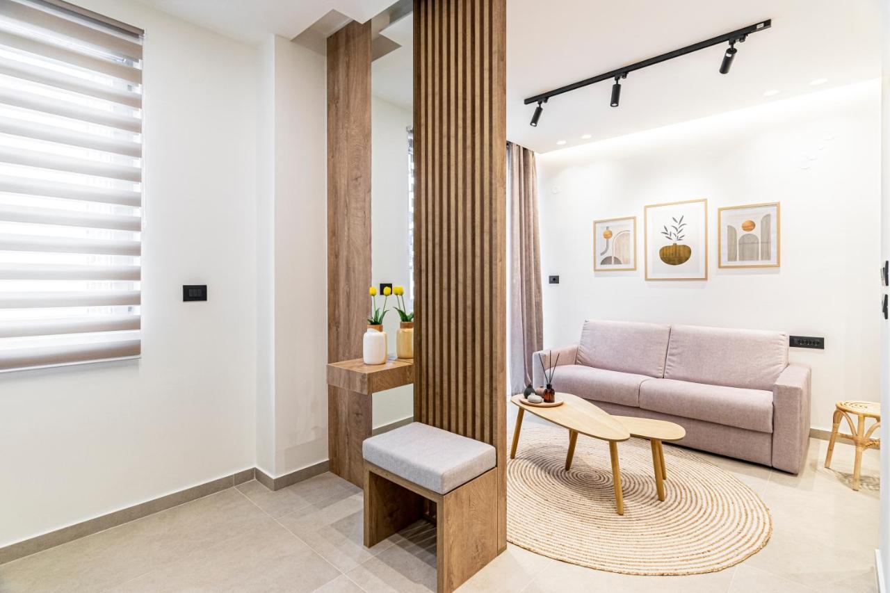 Clic - Comfort Luxury In City Of Ioannina Exterior foto