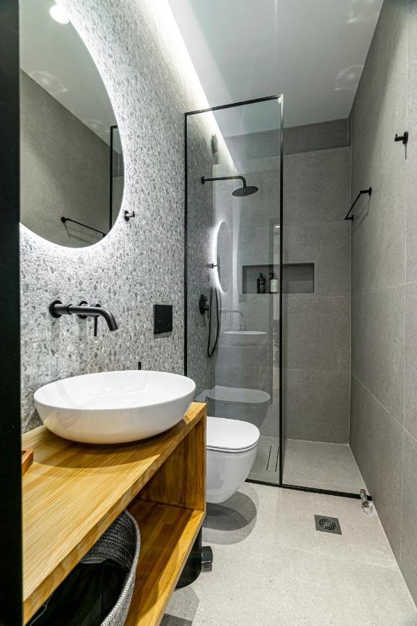 Clic - Comfort Luxury In City Of Ioannina Exterior foto