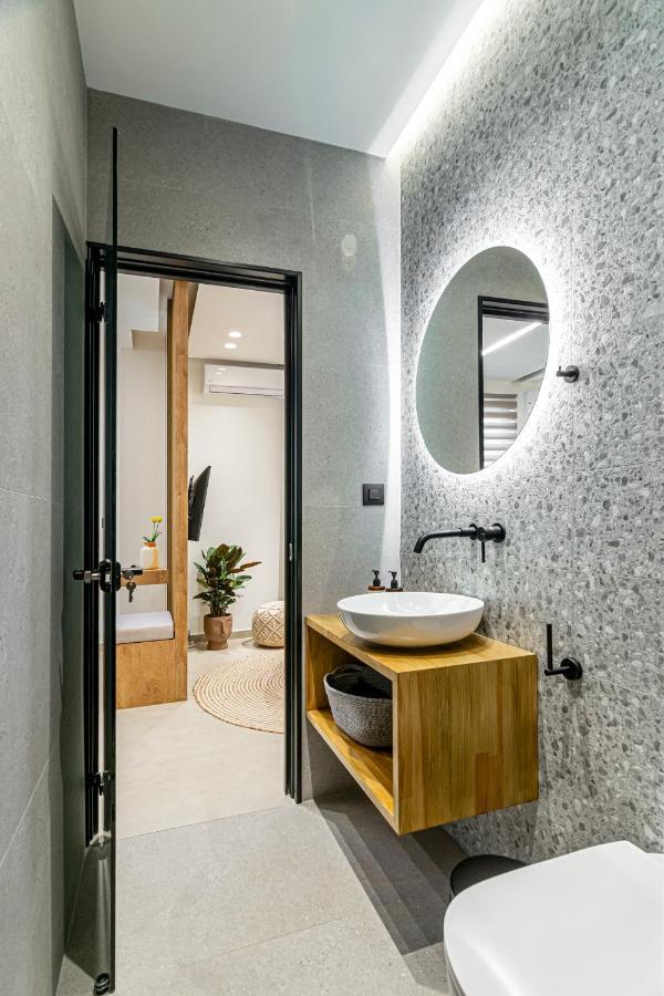 Clic - Comfort Luxury In City Of Ioannina Exterior foto